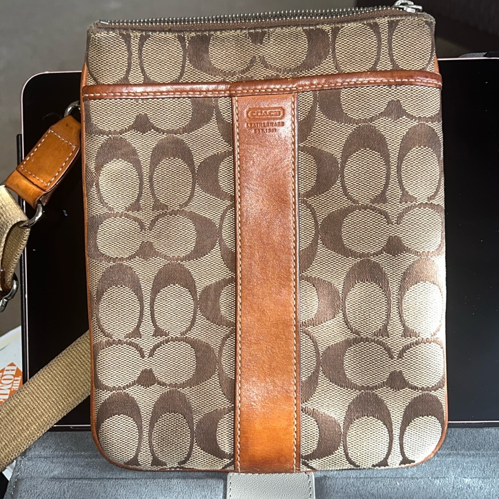 Authentic Coach crossbody. Great condition.
